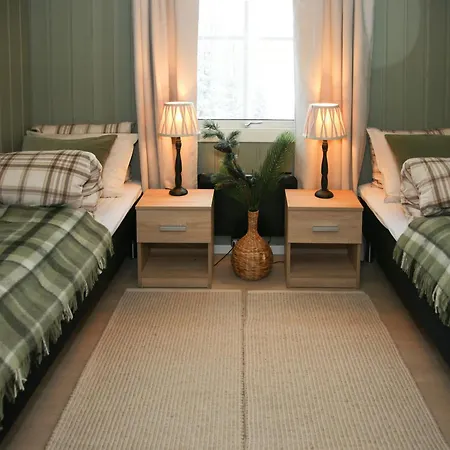 Cozy With Warm Designs In Semesterbostad *